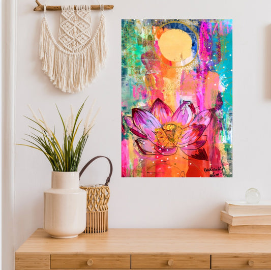 𝐼 𝒶𝓂 𝓁𝒾𝑔𝒽𝓉, 𝐼 𝒶𝓂 𝒻𝓇𝑒𝑒, 𝐼 𝒶𝓂 𝓇𝒶𝒹𝒾𝒶𝓃𝓉𝓁𝓎 𝒶𝓁𝒾𝓋𝑒