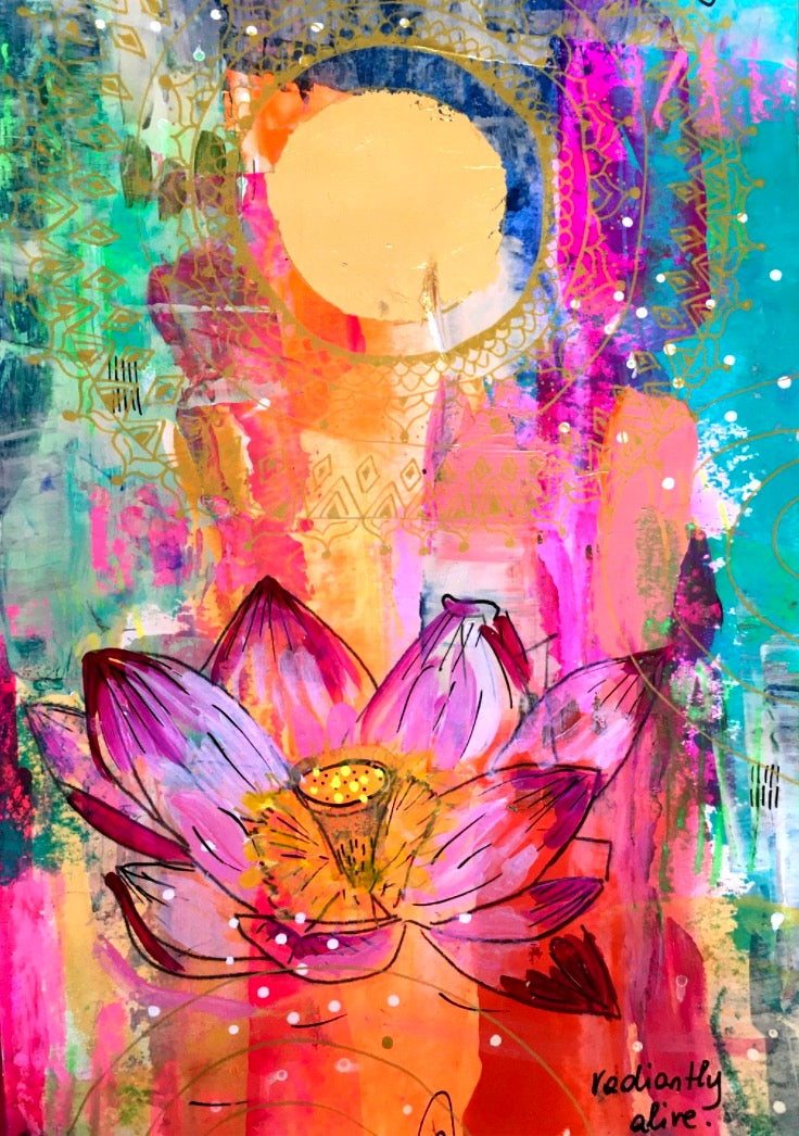 𝐼 𝒶𝓂 𝓁𝒾𝑔𝒽𝓉, 𝐼 𝒶𝓂 𝒻𝓇𝑒𝑒, 𝐼 𝒶𝓂 𝓇𝒶𝒹𝒾𝒶𝓃𝓉𝓁𝓎 𝒶𝓁𝒾𝓋𝑒.