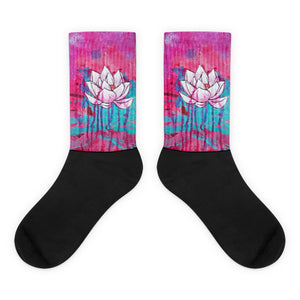 yoga socks "love and trust - this is all"
